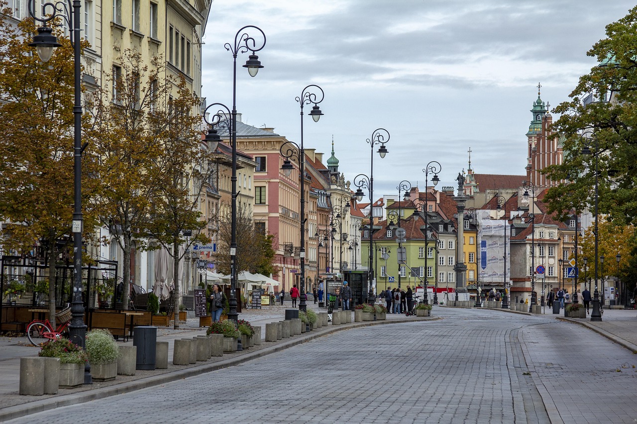 Organizacja ruchu na warszawskich ulicach – jak przygotować projekt dla robót w pasie drogowym?